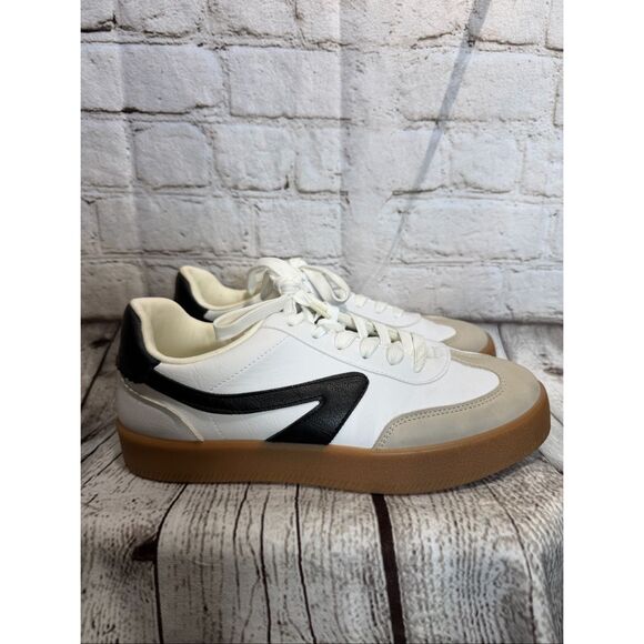 Dolce Vita sneakers woman’s size 9 - Picture 1 of 6
